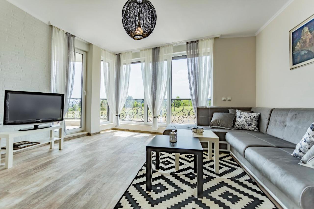 Apartments In Complex Sunny Island Deluxe Chernomorets Esterno foto