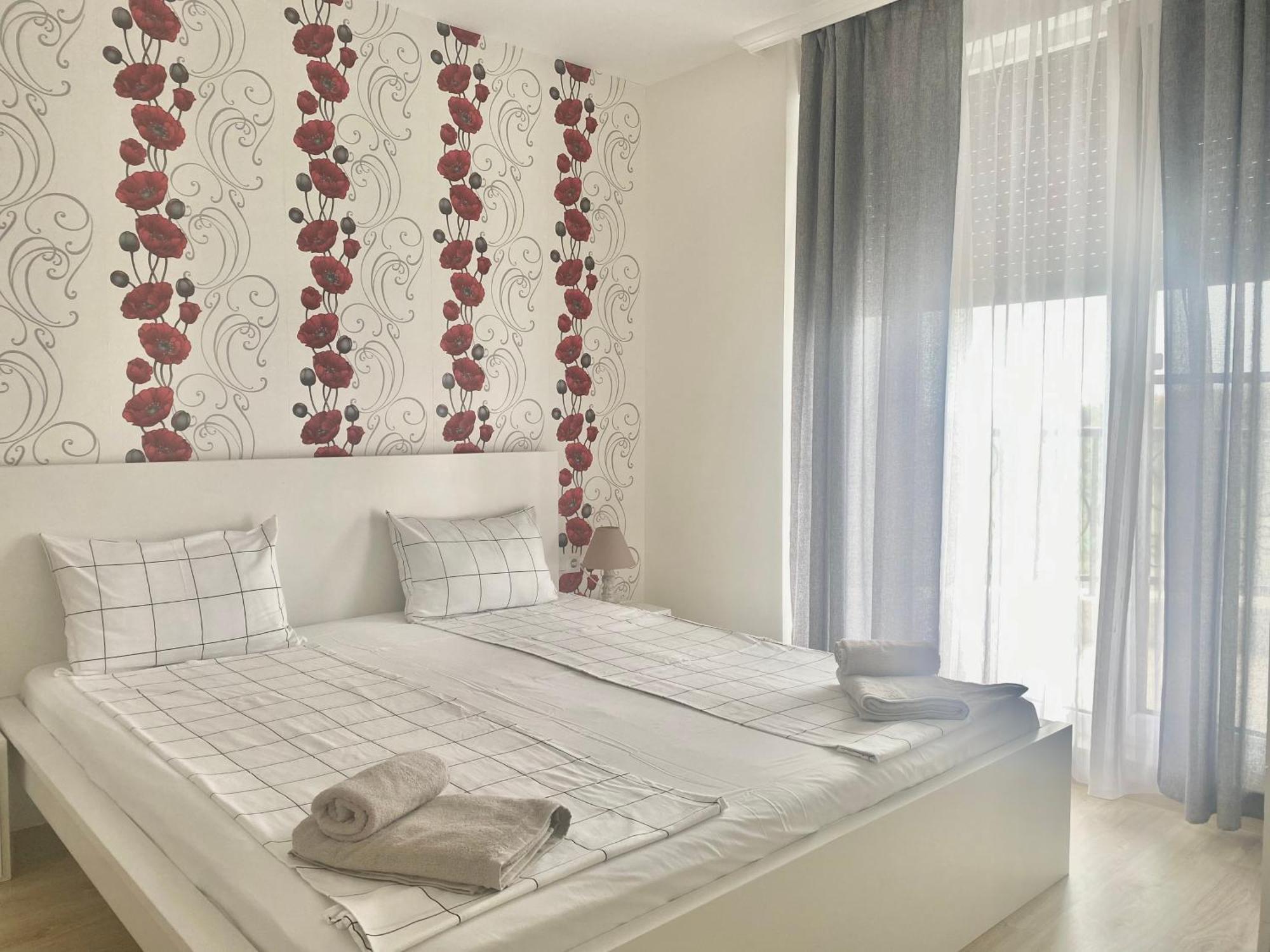 Apartments In Complex Sunny Island Deluxe Chernomorets Esterno foto