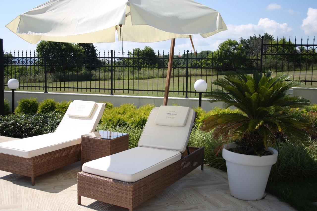 Apartments In Complex Sunny Island Deluxe Chernomorets Esterno foto
